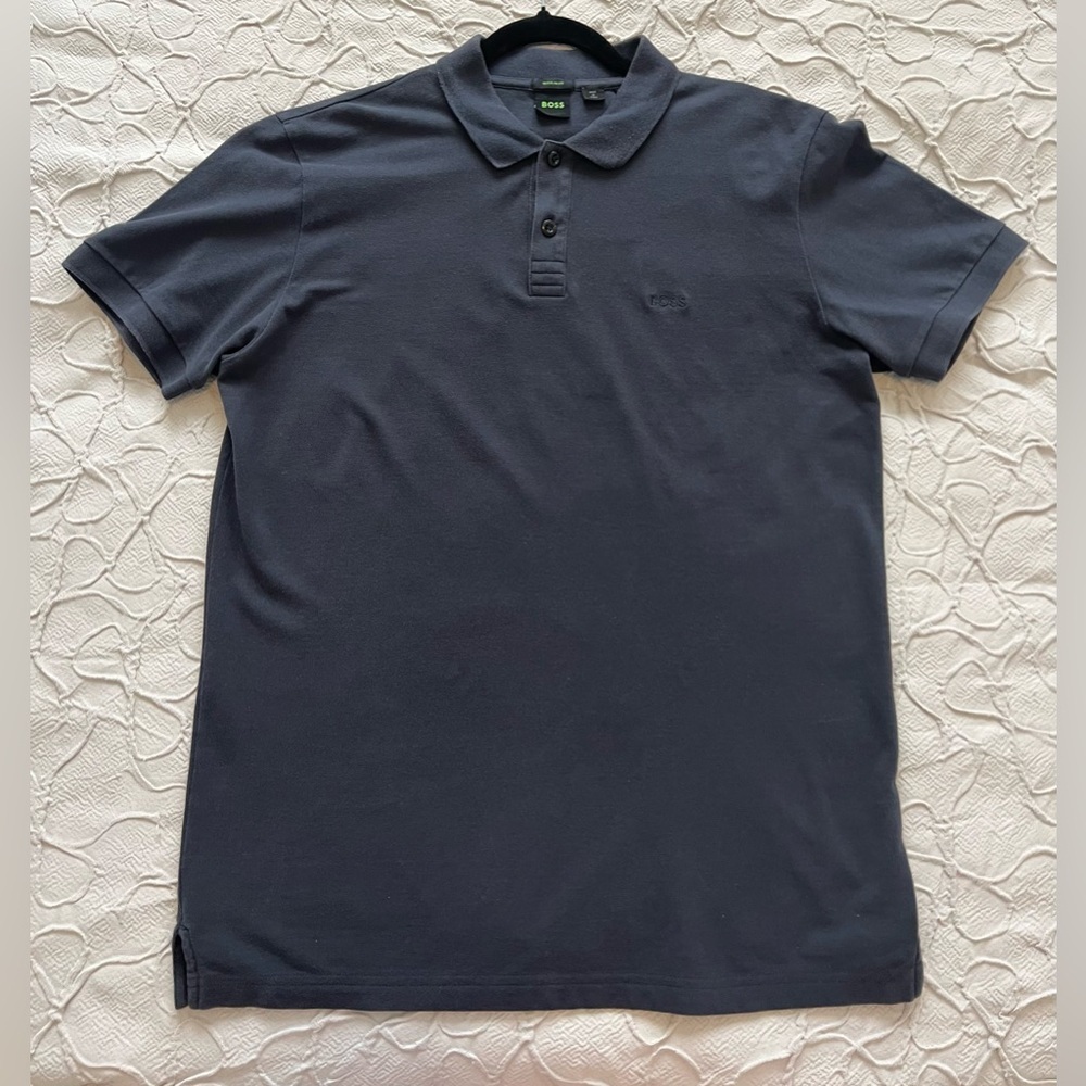 Hugo Boss Logo Polo Shirt Men's US Large Short Sleeve Navy Blue L (0677) - Picture 4 of 10